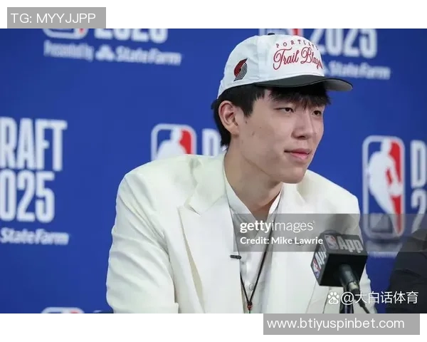中国篮球2025年回顾杨瀚森成功登陆NBA男篮起伏不定潜力赛引发热议与争论